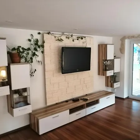 Hecht - Biketrail Fun & Relaxing Apartmán